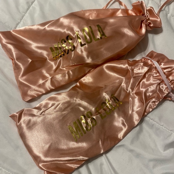 Sandals - Picture 3 of 3